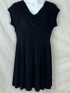 London Times Black Jersey Dress Fit & Flare Drape Neckline Cap Sleeves EUC 16 👍